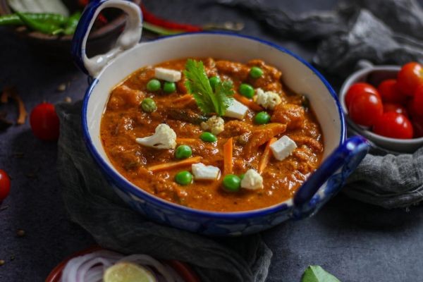 Matar Paneer: A Flavorful Blend of Peas and Cheese in Indian Cuisine